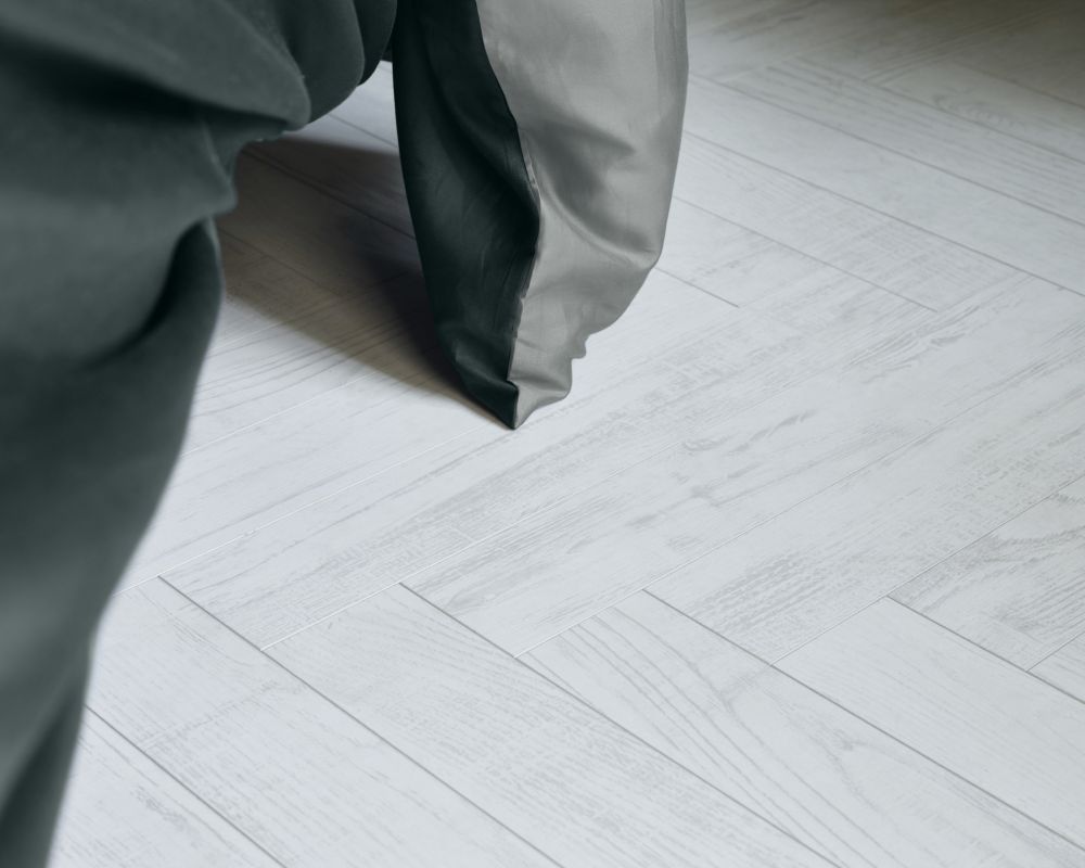 CHATEAU PLUS B6201 CHESNUT WHITE B (1,01606)